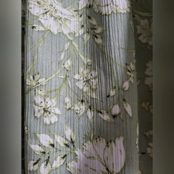 Chaps - Womens Floral Green Gauzy Peasant Blouse - Size L - Picture 4 of 9